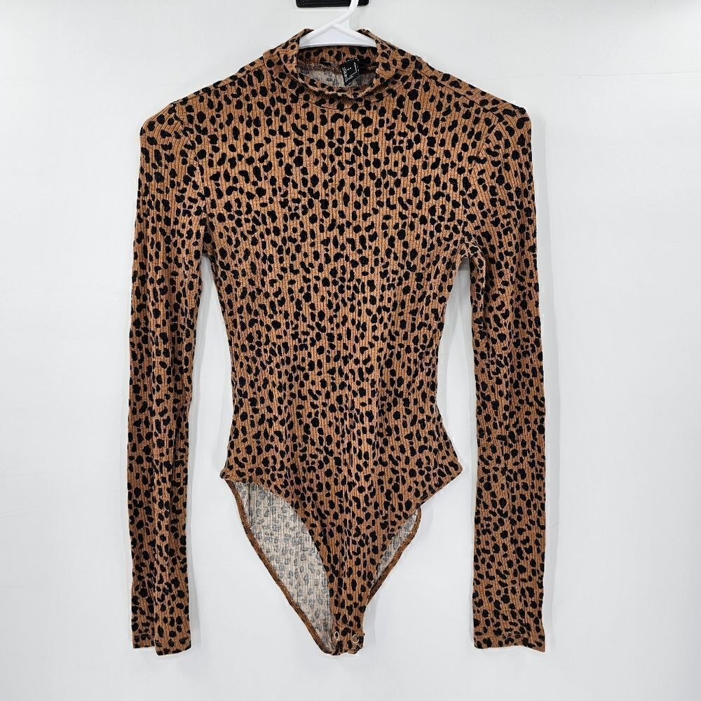 Forever 21 bodysuit small long sleeve animal print cheetah